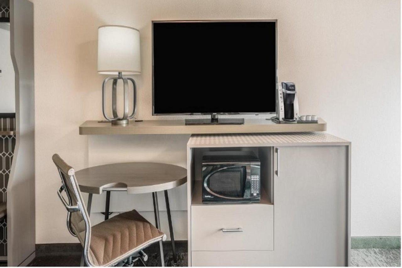 Holiday Inn Roanoke Airport - Conference Ctr By Ihg Екстер'єр фото